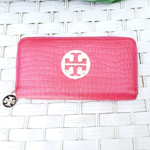 Tory Burch Handbags - !Thursday Sale!Tory Burch wallet